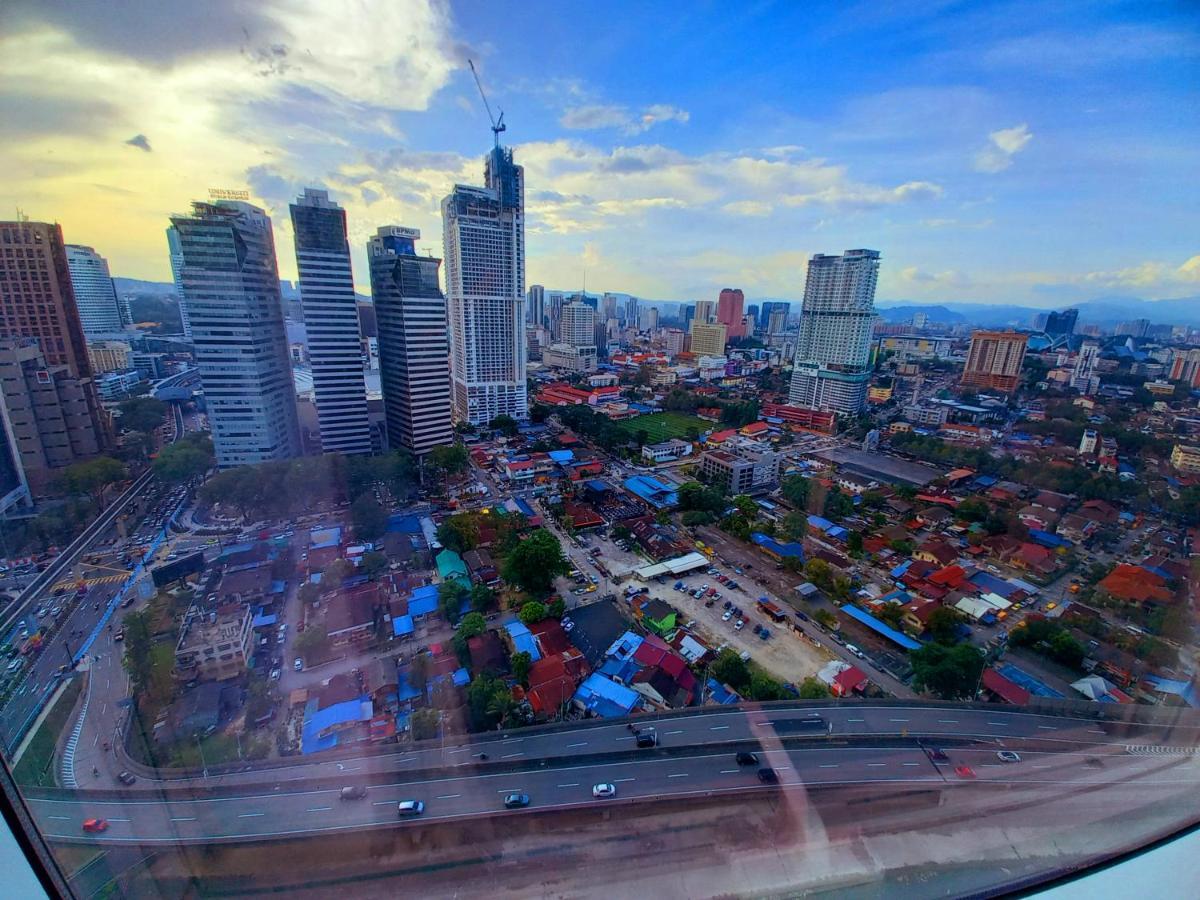 קואלה לומפור Yemala Suites At Platinum Klcc מראה חיצוני תמונה